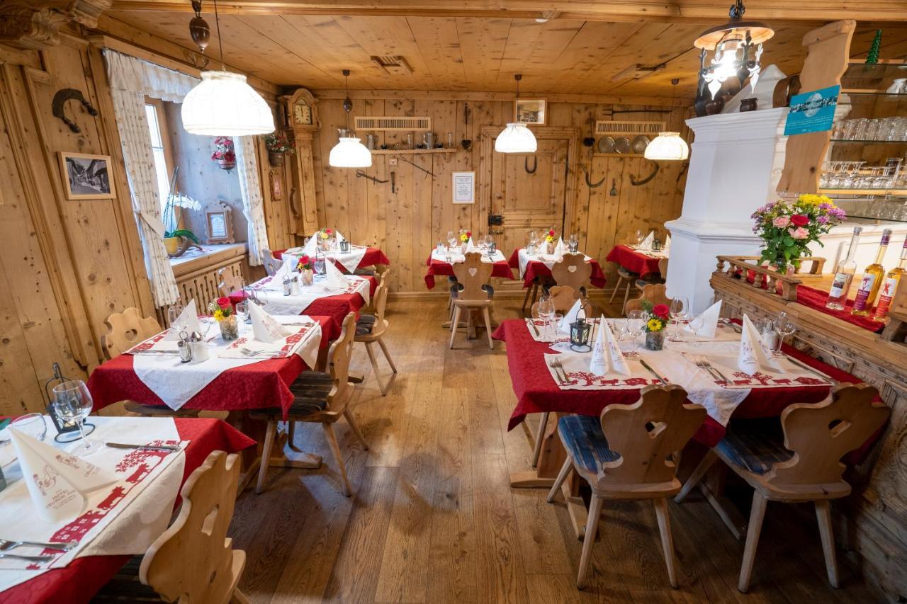 Crusch Alba Sta Maria Hotel 3*